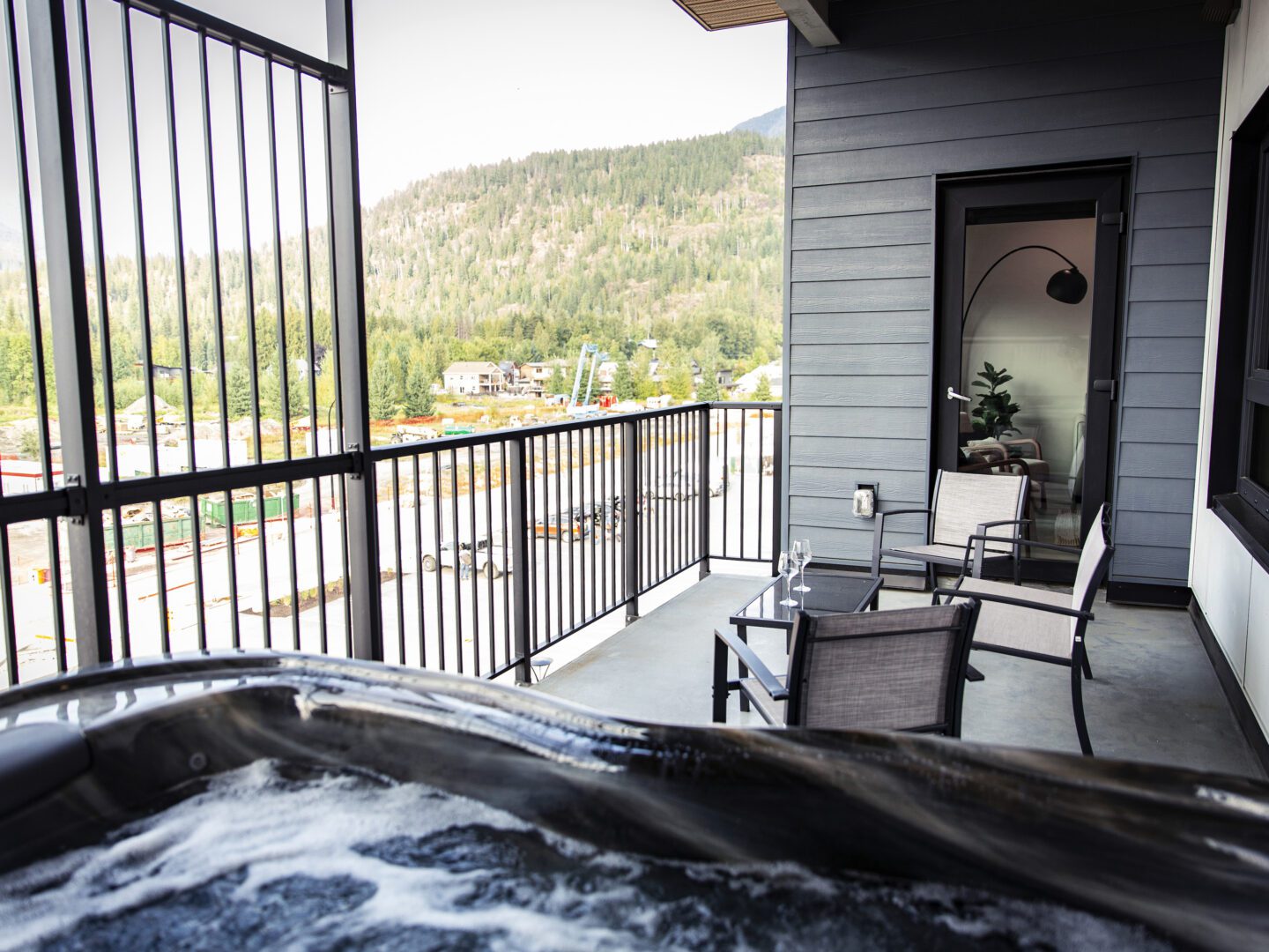 Stay Revy - The Three Bear Penthouse