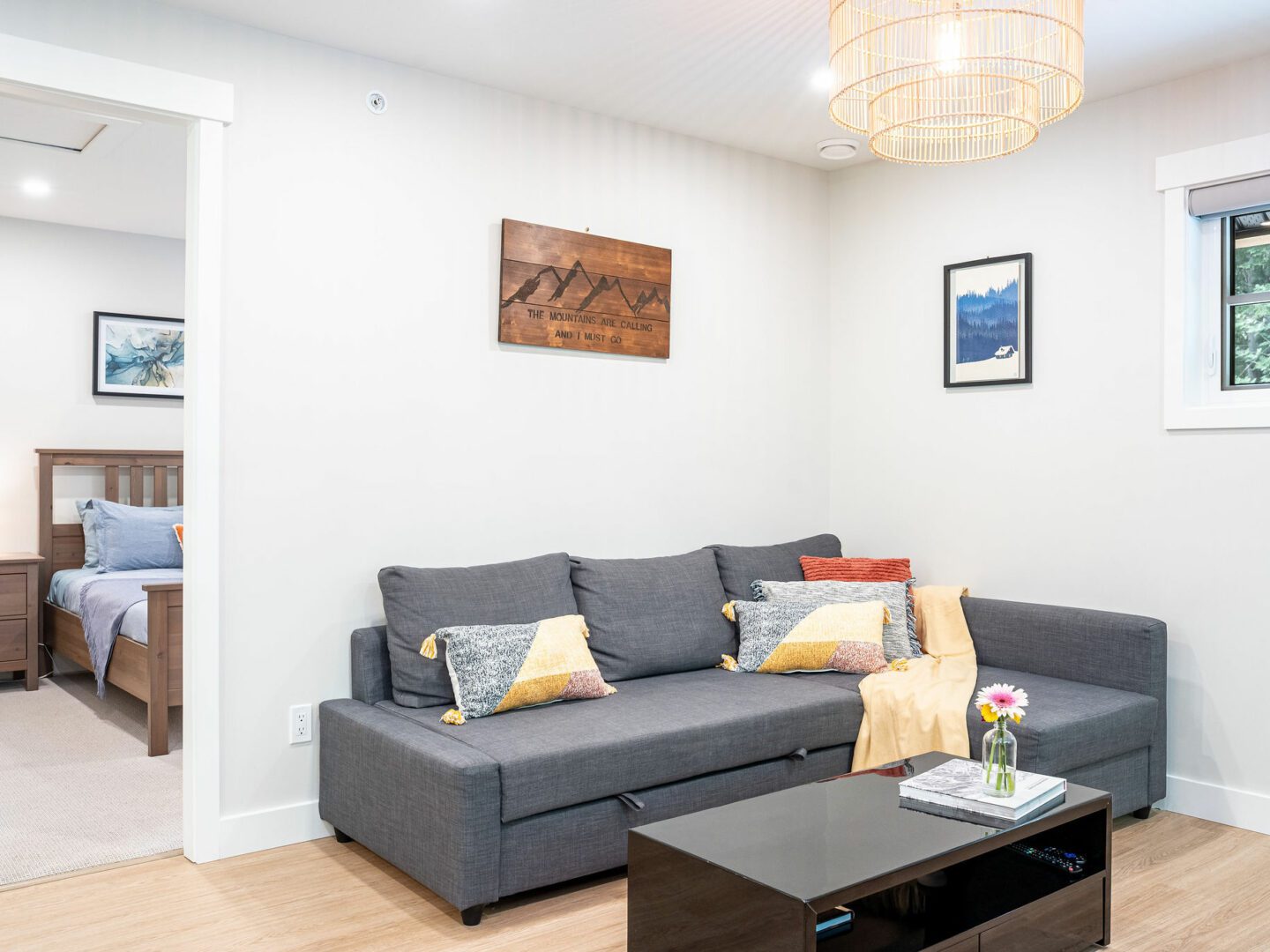 Stay Revy - The Cedar Suite