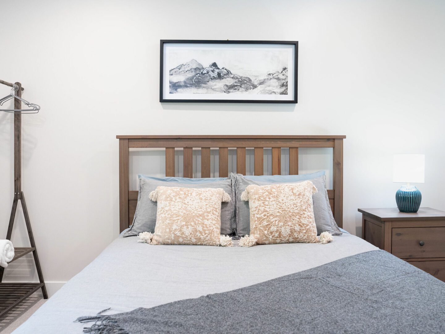 Stay Revy - The Cedar Suite