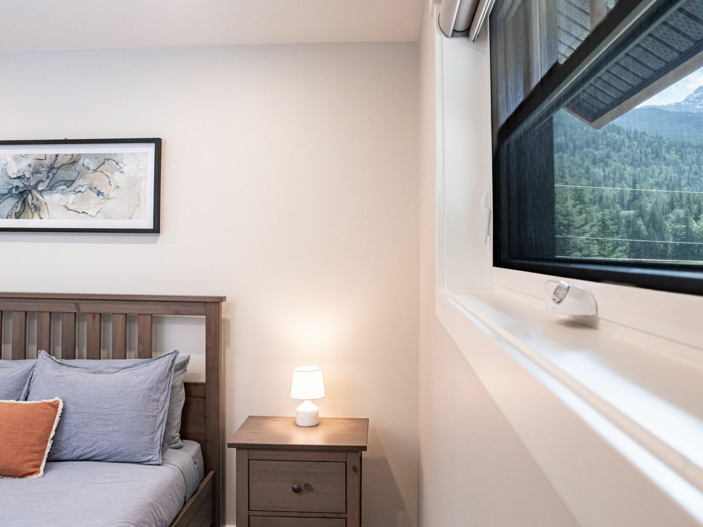 Stay Revy - The Cedar Suite