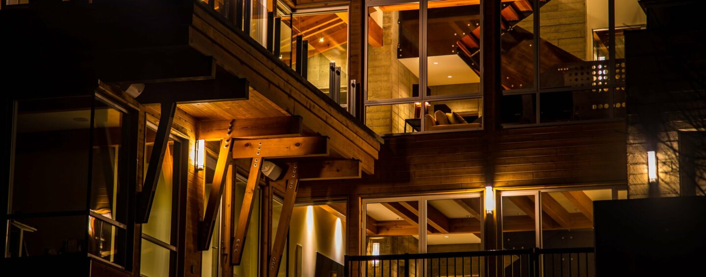 Ava Lodge
