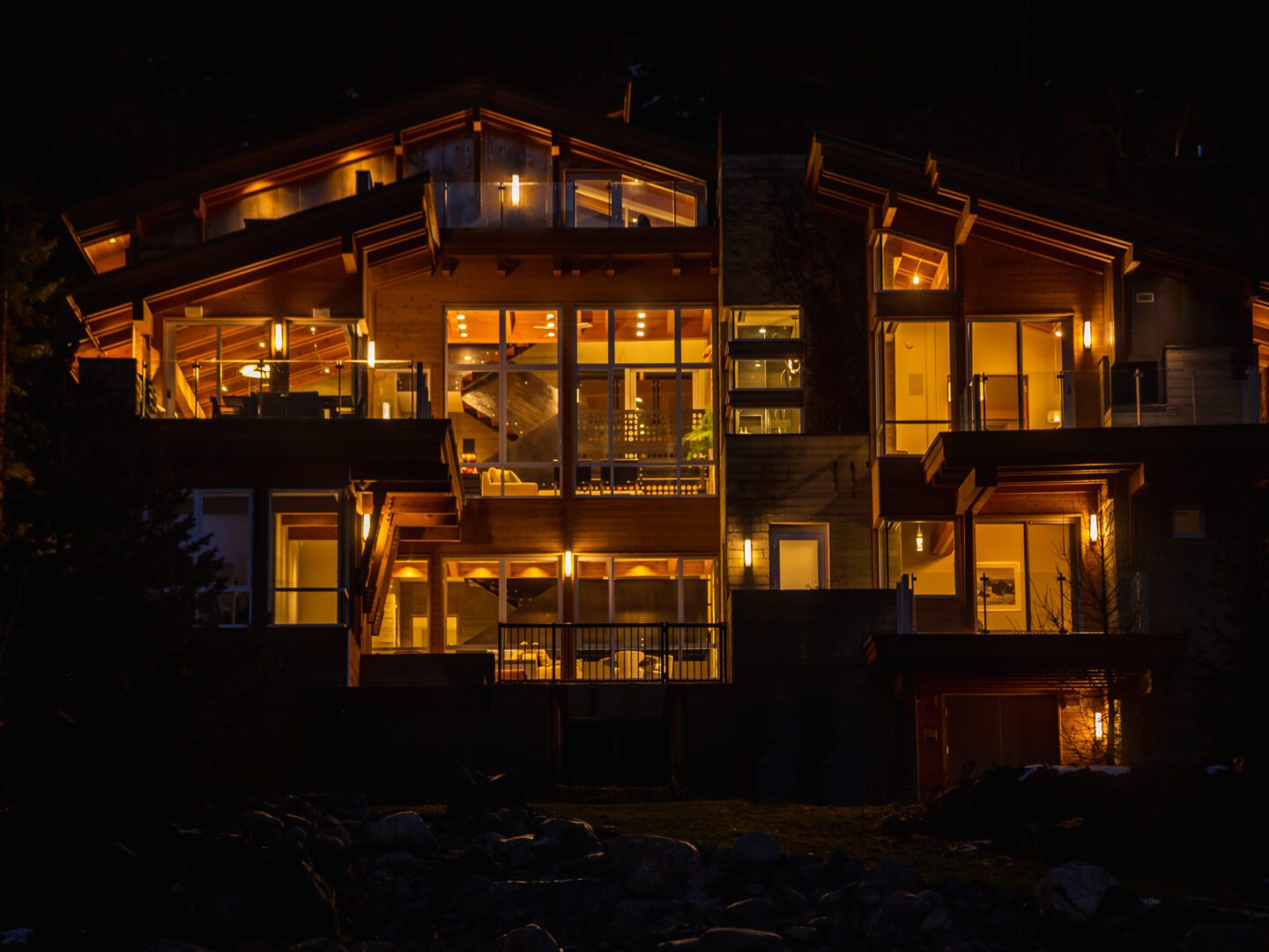 Stay Revy - Ava Lodge