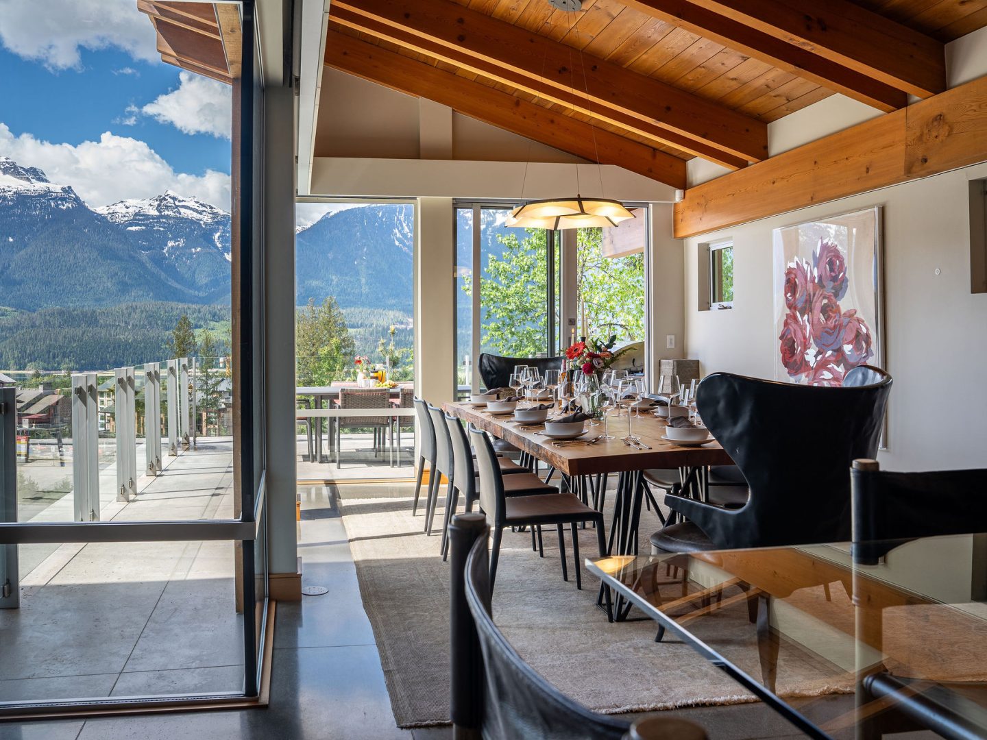 Stay Revy - Ava Lodge