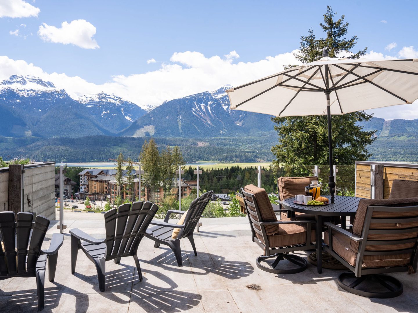 Stay Revy - Ava Lodge