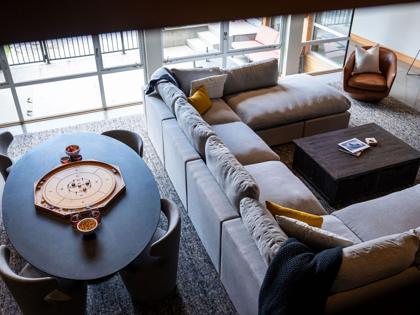 Stay Revy - Ava Lodge