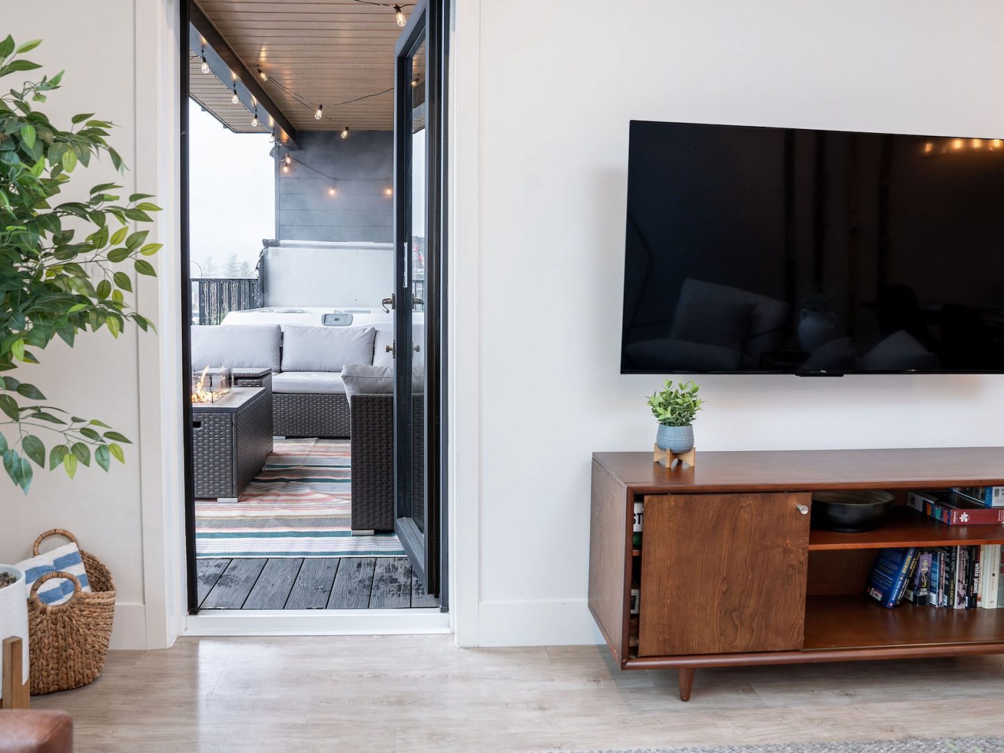 Stay Revy - Huckin’ Harry’s – 20% Off Until Dec 20