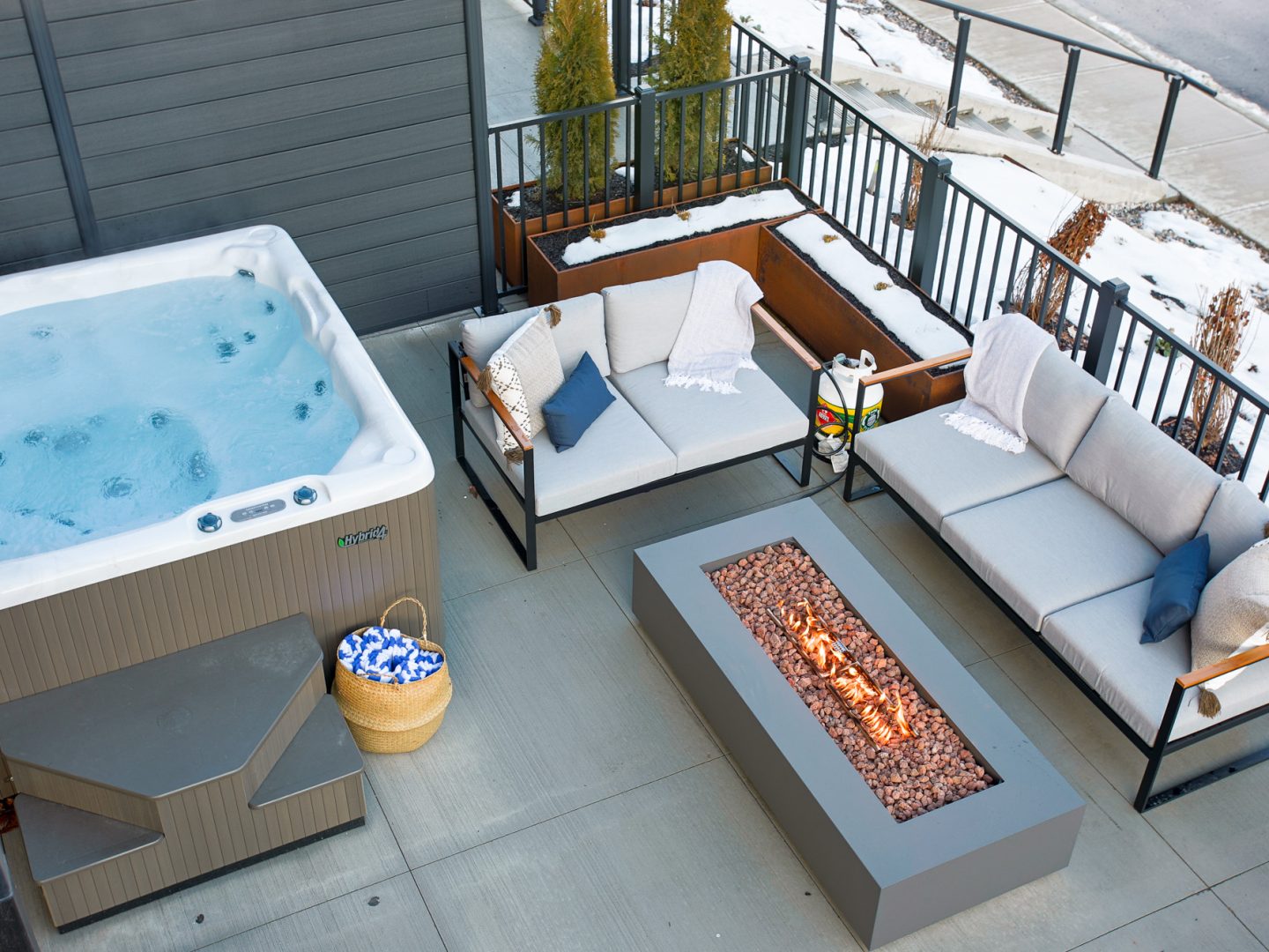 Stay Revy - Peaks To Greens