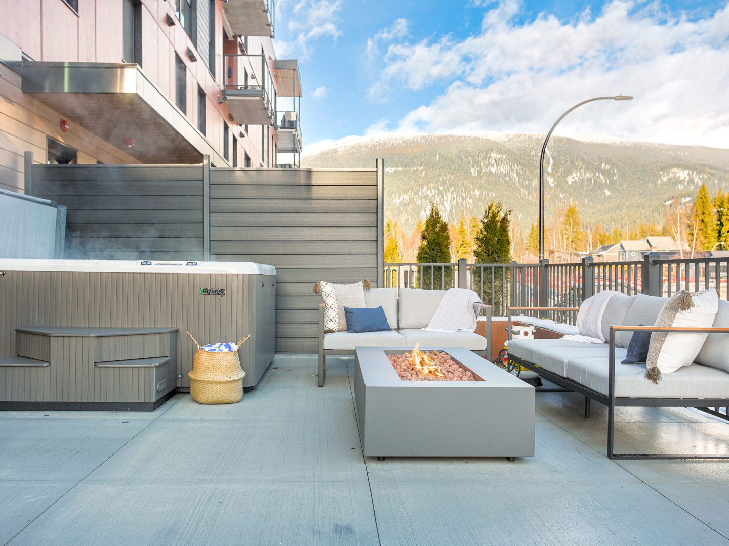 Stay Revy - Peaks To Greens