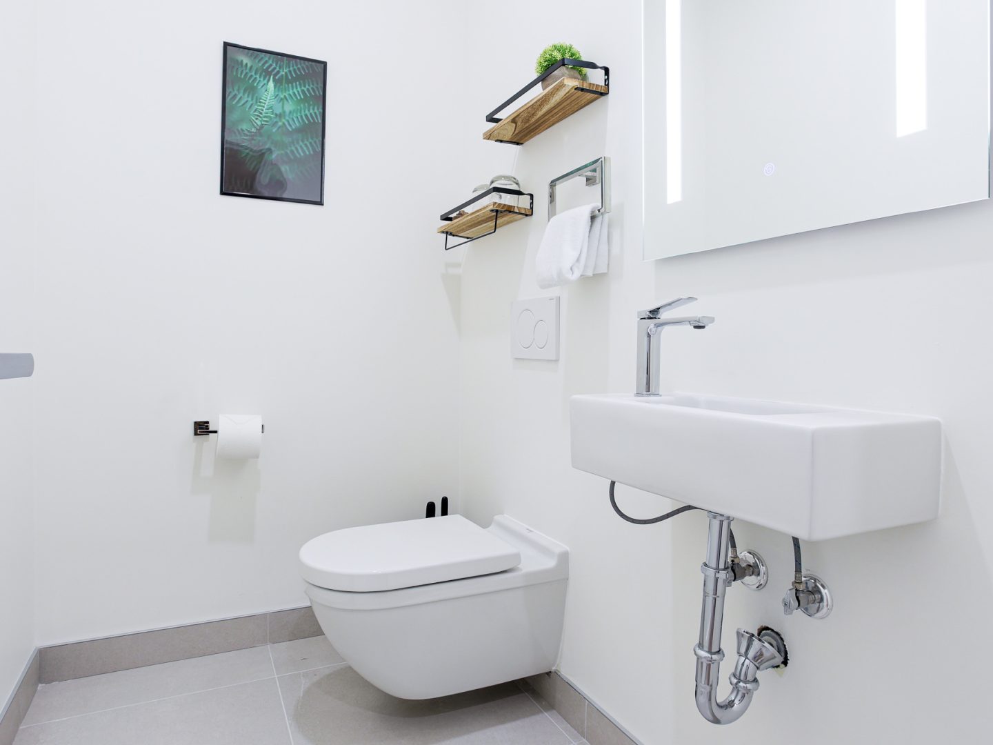 Stay Revy - Peaks To Greens