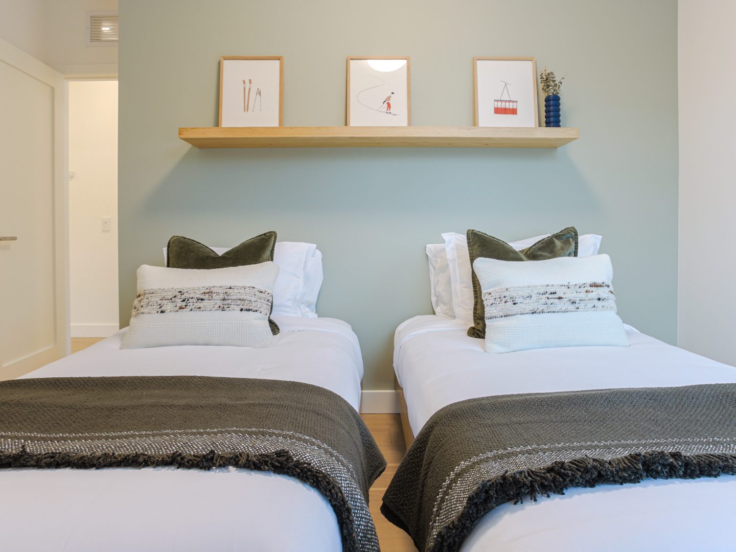 Stay Revy - Peaks To Greens