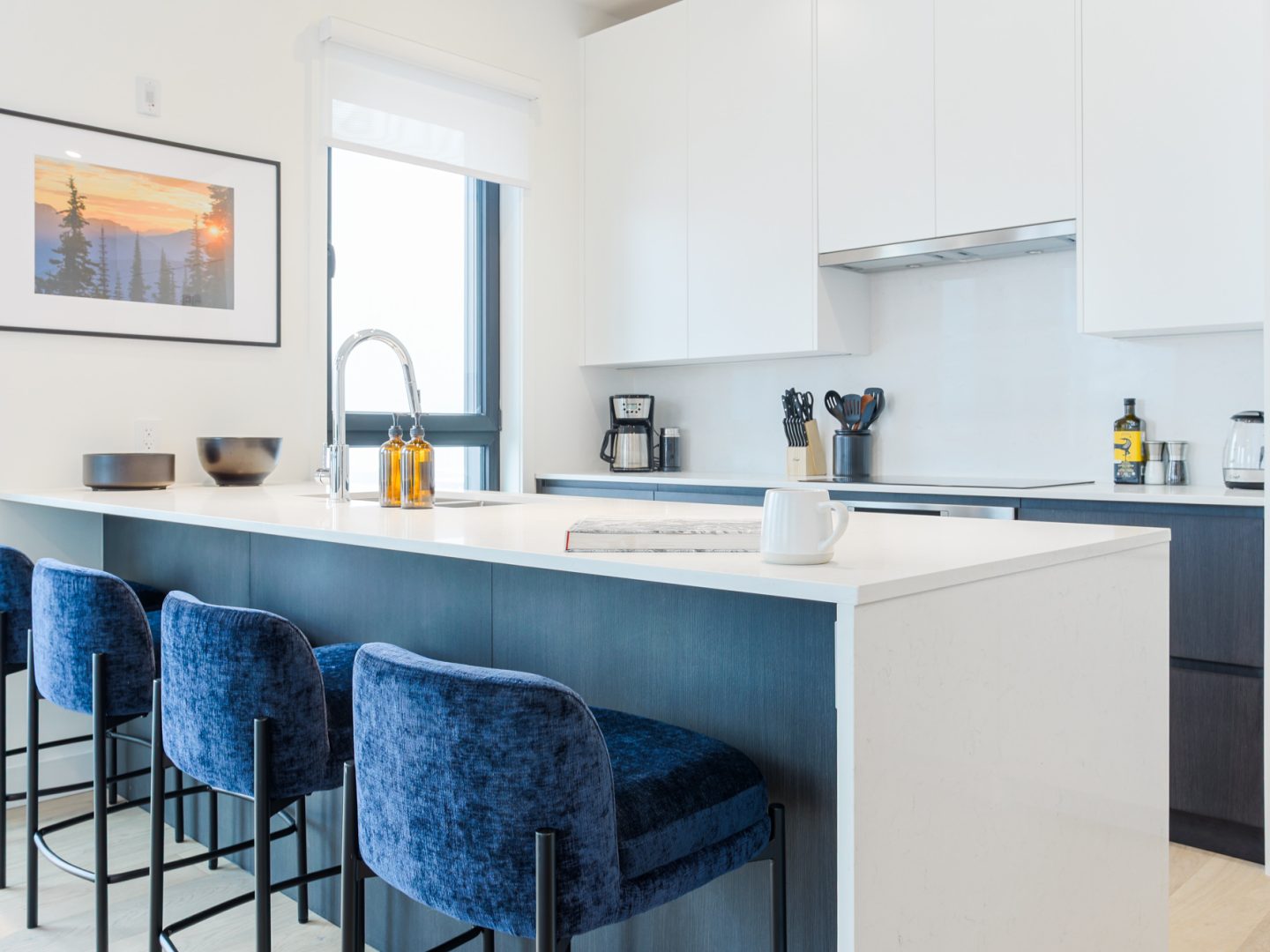 Stay Revy - The View