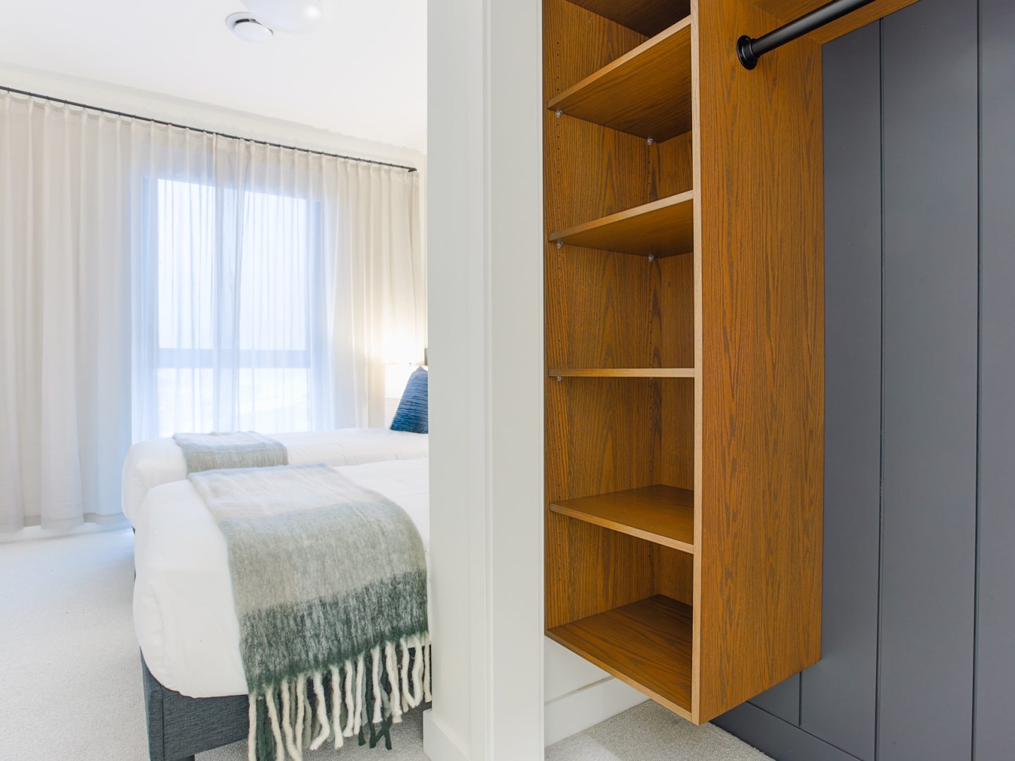 Stay Revy - The View