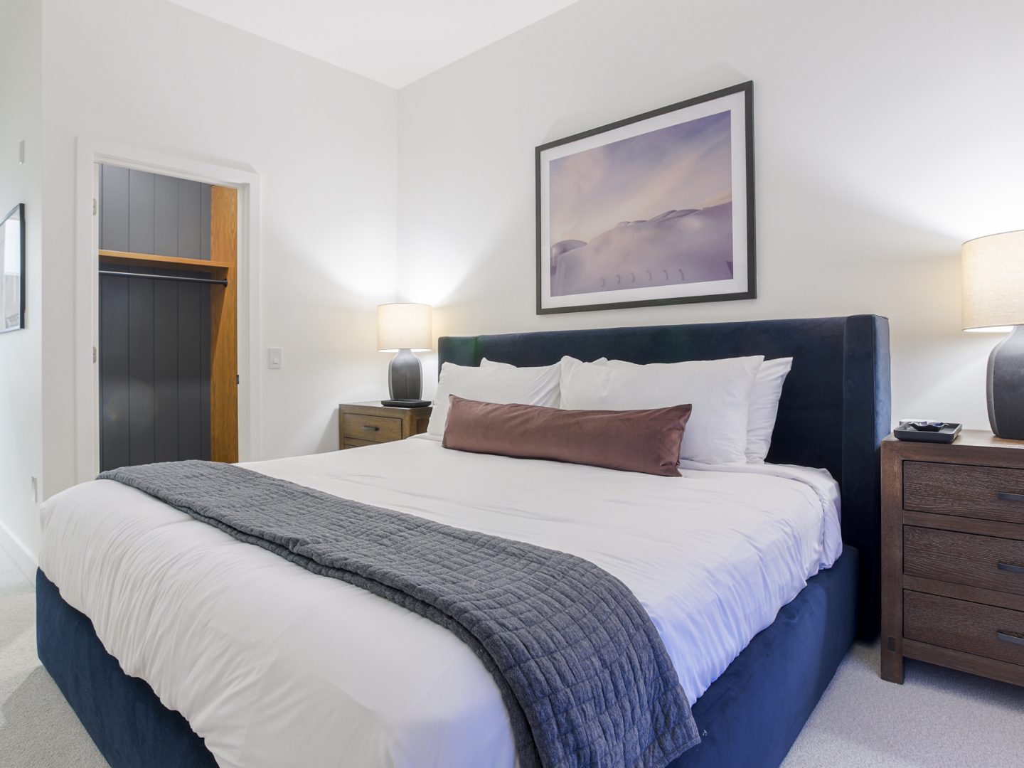 Stay Revy - The View