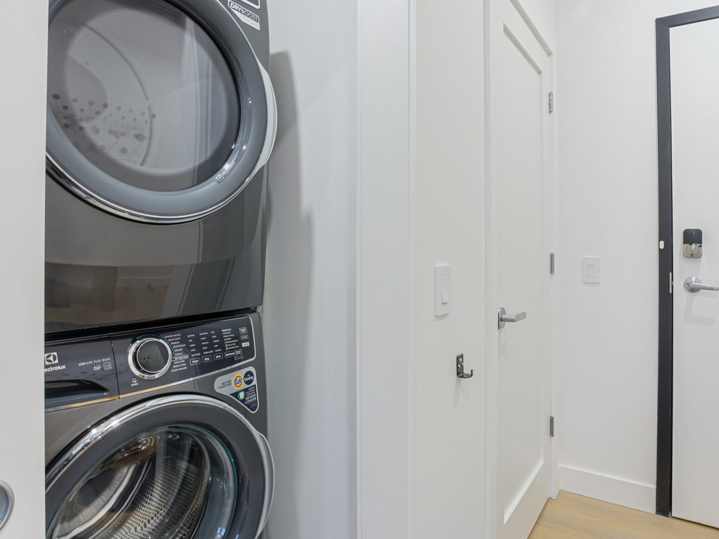 Stay Revy - Cedar Vista