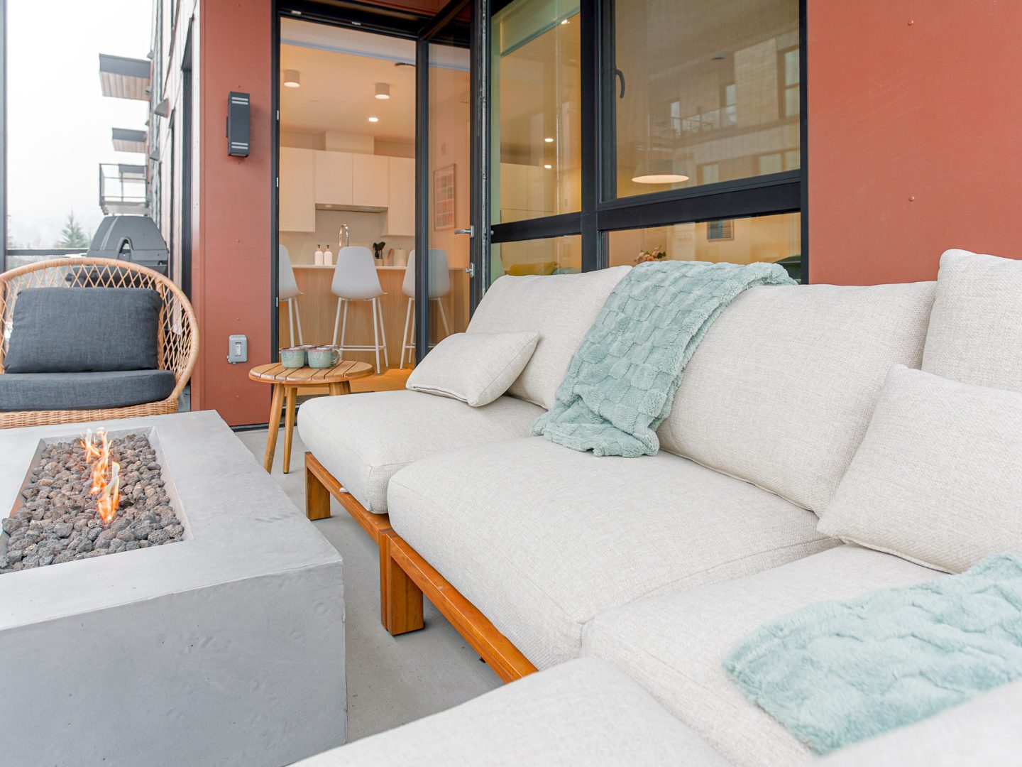 Stay Revy - Cedar Vista