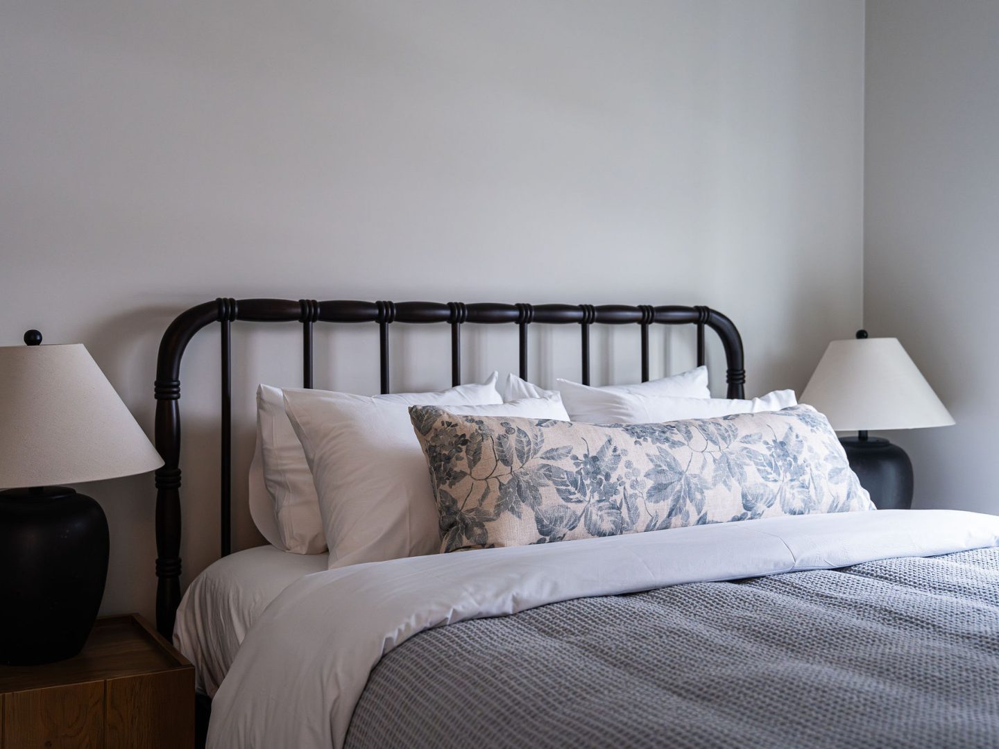 Stay Revy - Luna Ridge