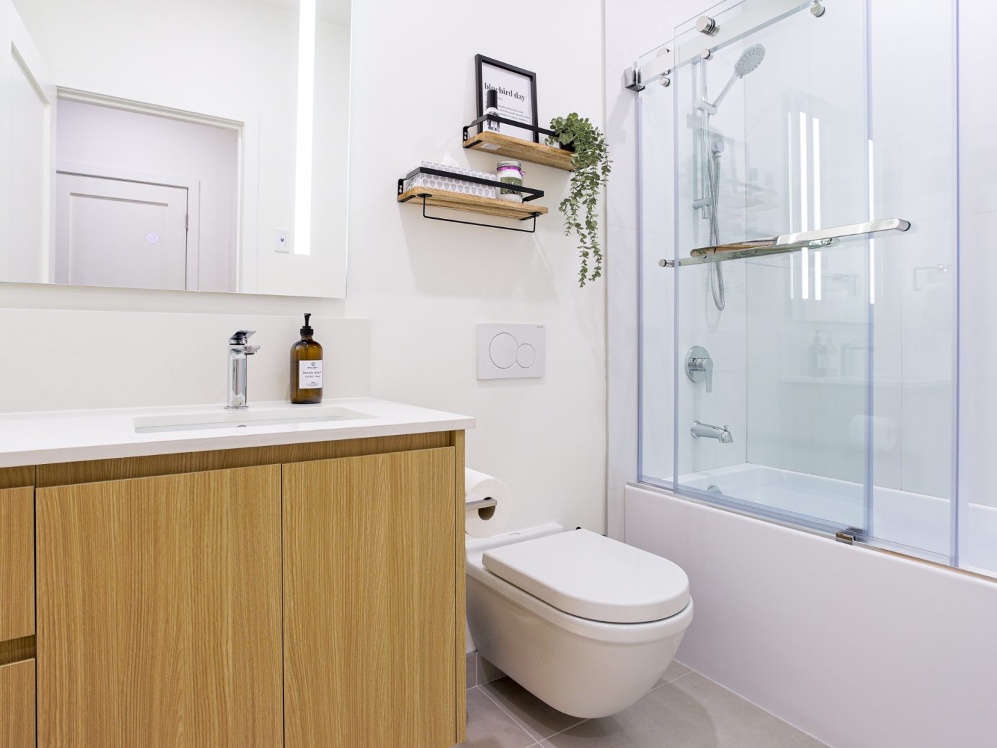 Stay Revy - Summit Central