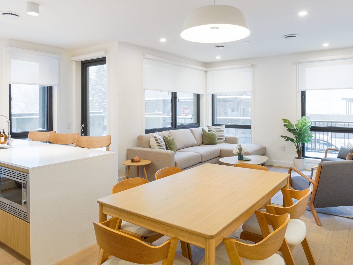 Stay Revy - Summit Central