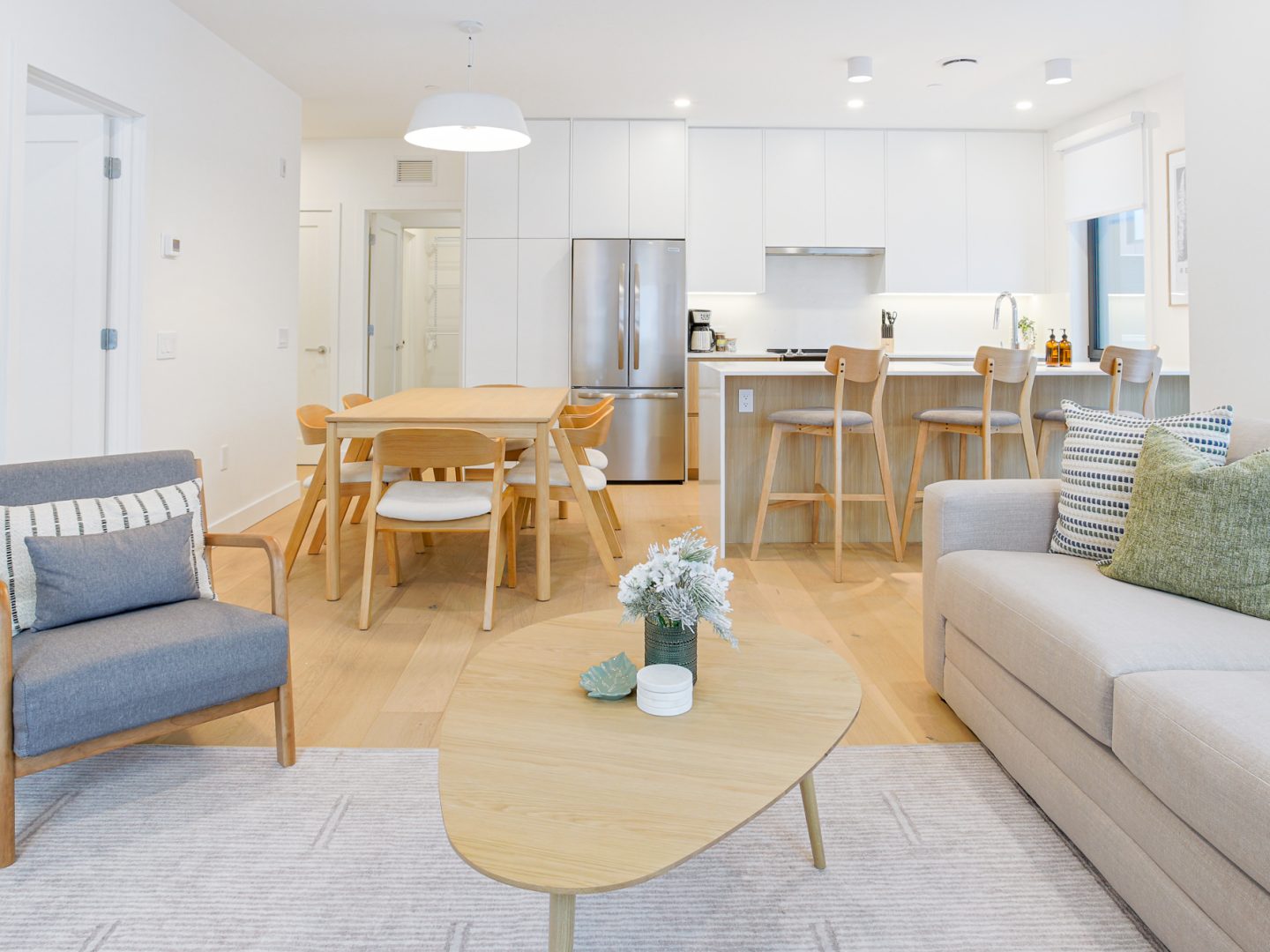 Stay Revy - Summit Central