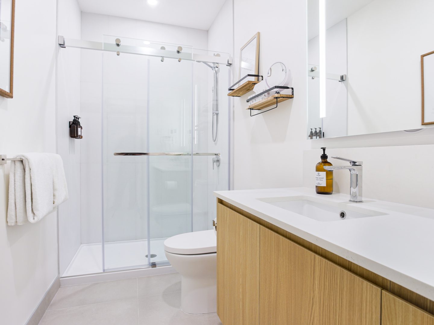 Stay Revy - Summit Central