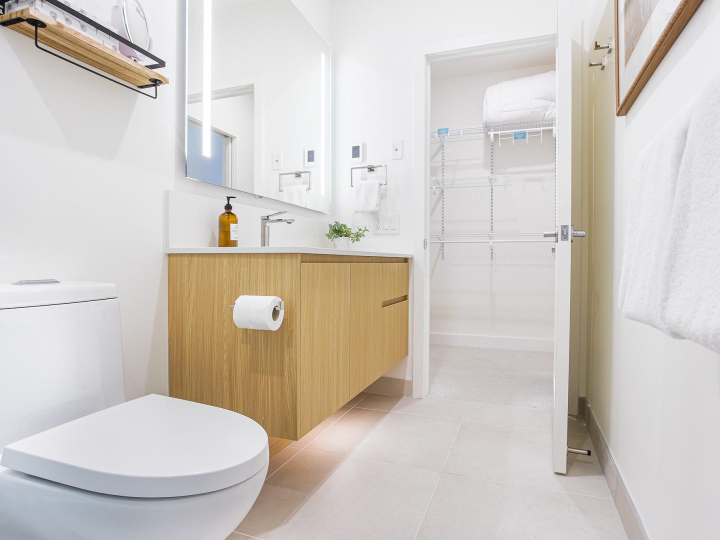 Stay Revy - Summit Central