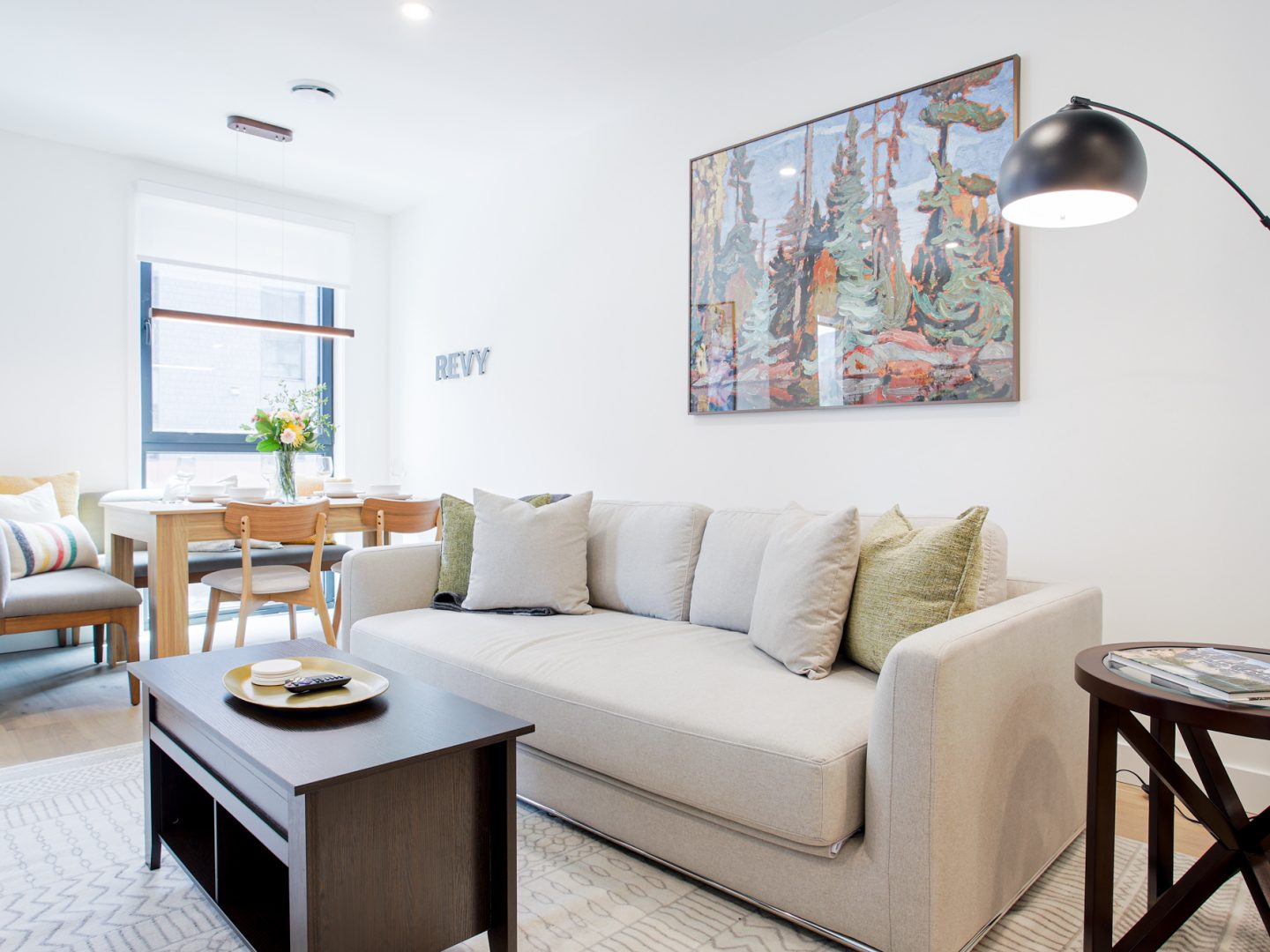 Stay Revy - Beutts Hygge House
