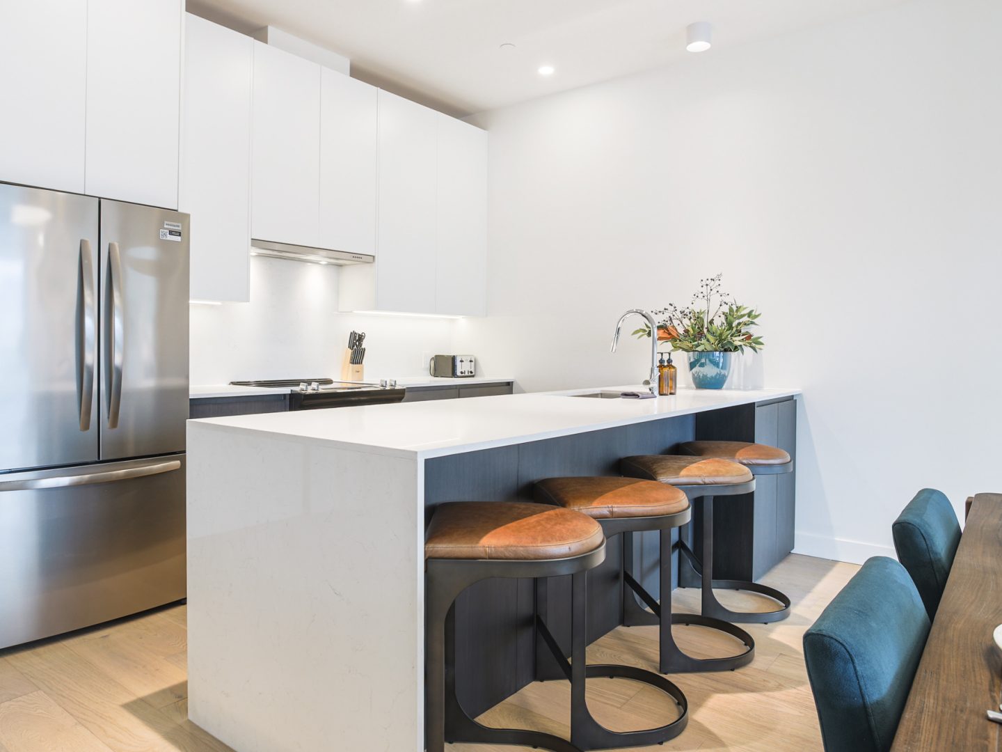 Stay Revy - Adventure Living