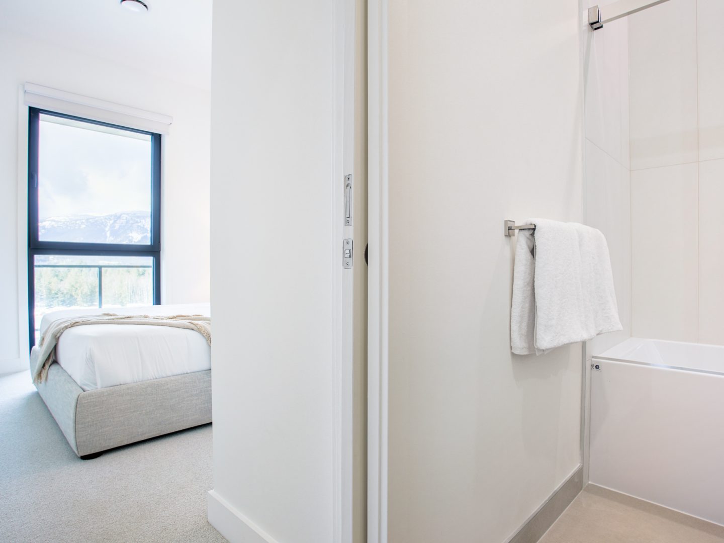 Stay Revy - Adventure Living