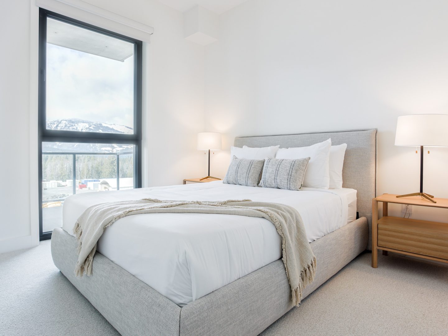 Stay Revy - Adventure Living