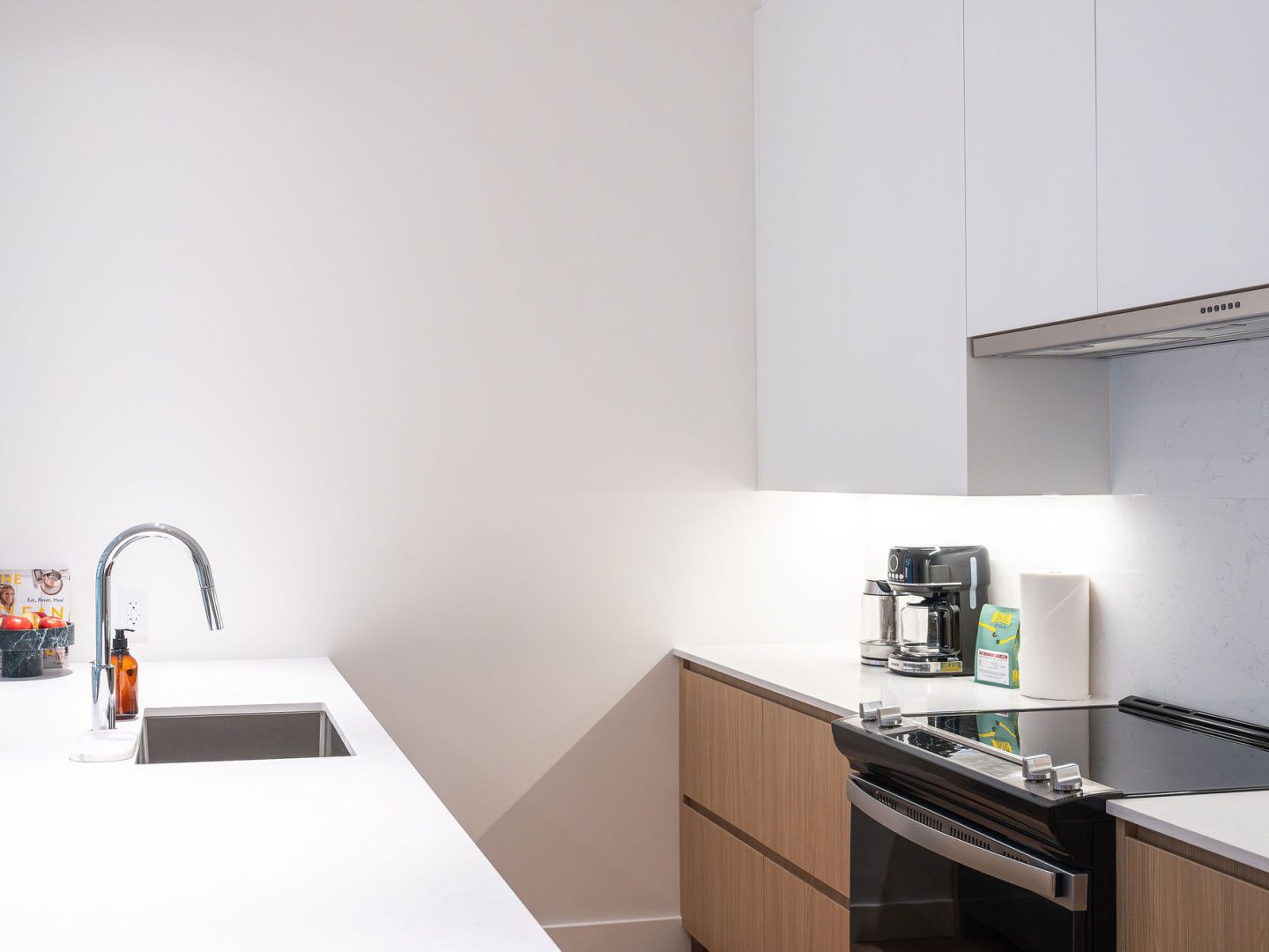 Stay Revy - The Chando