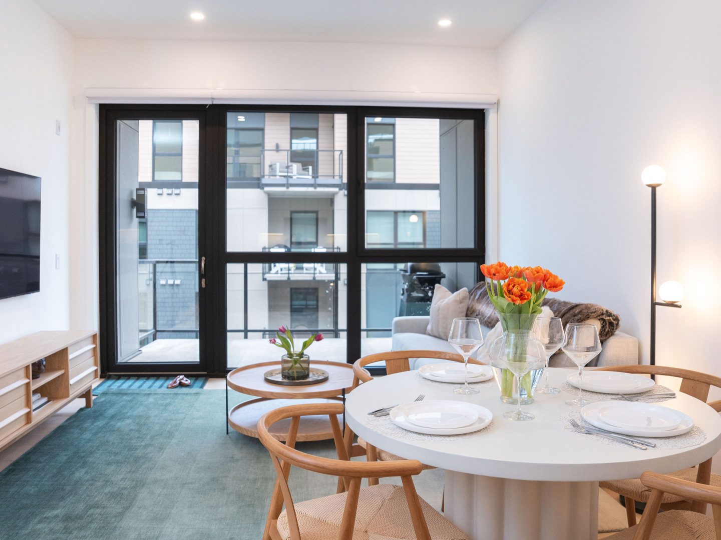 Stay Revy - The Chando