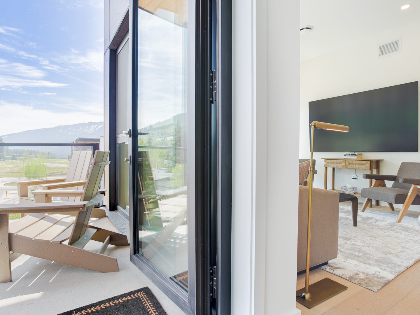 Stay Revy - Big G’s Penthouse